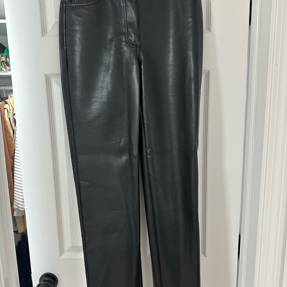 Aritzia - Wilfred Black Leather Trousers